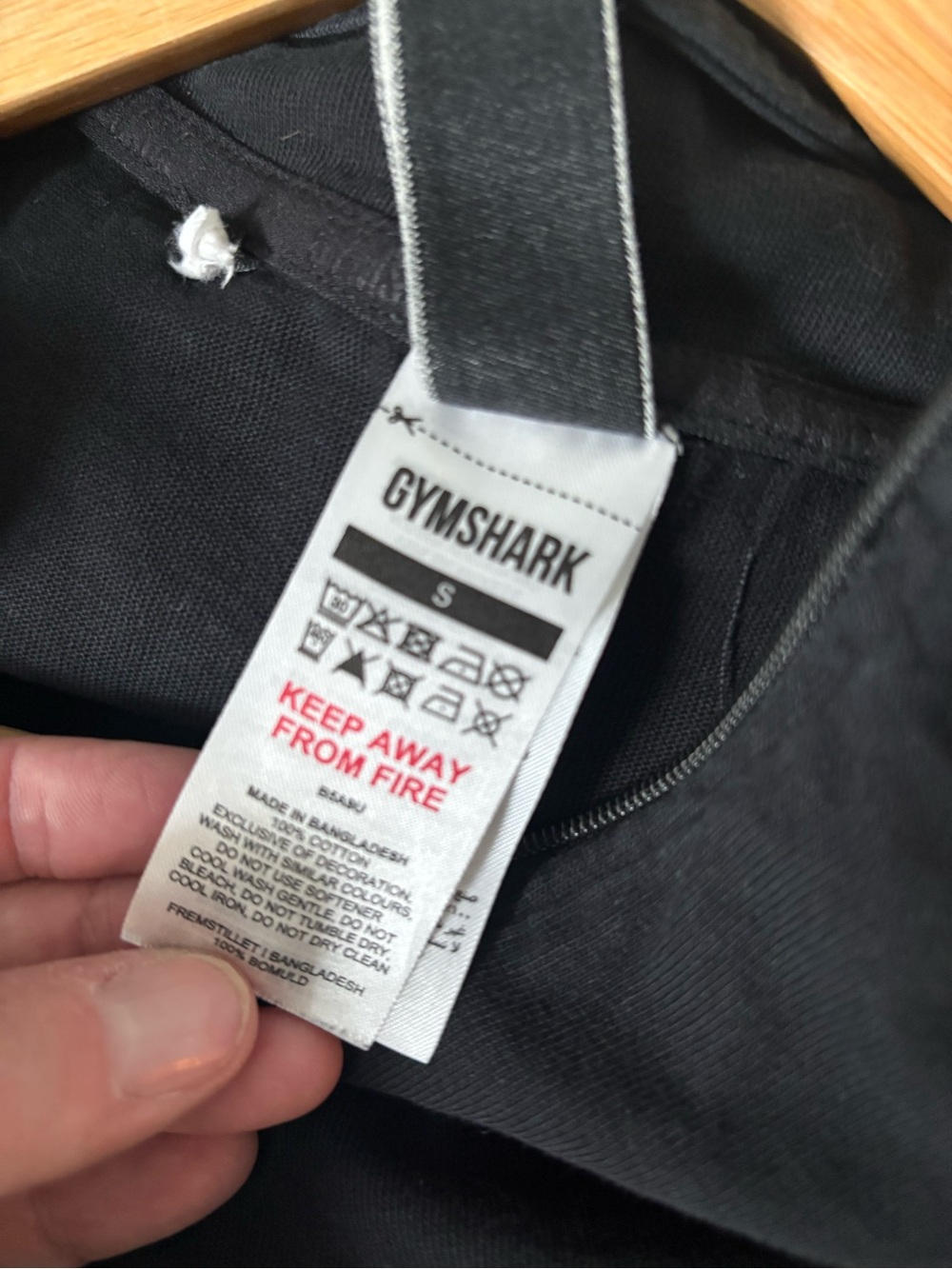 Gymshark Black 1/2 zip Crop Pullover Sweatshirt - Picture 7 of 8